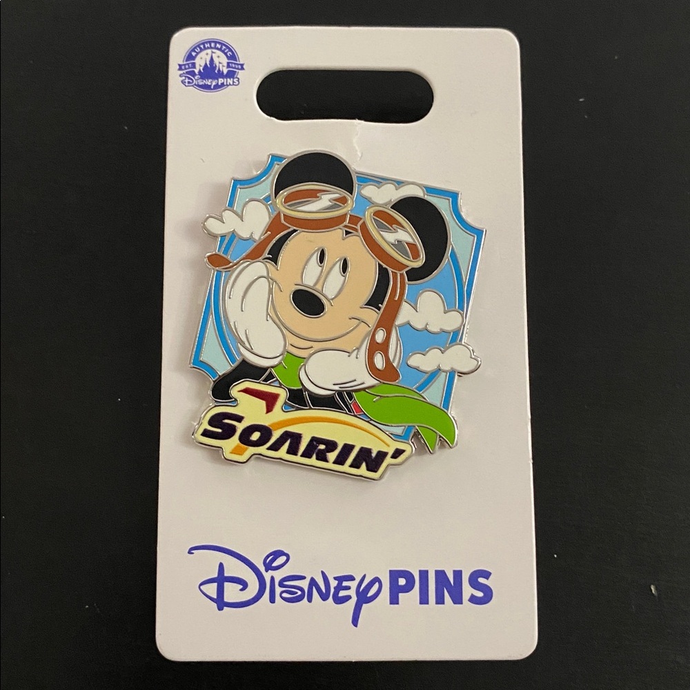 Disney Soarin Ride Pin Mickey Mouse Authentic Diamond New on Card
